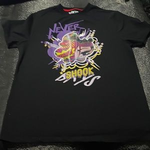 Men’s size M short sleeve t shirt